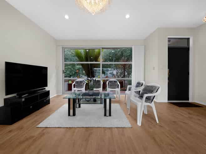 6 Kauri Drive, Takanini