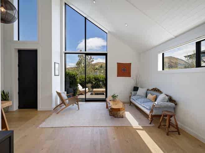 9 Howden Drive, Jacks Point