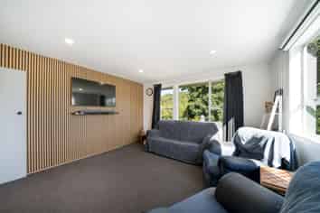 33 Waihemo Street, Waitangirua