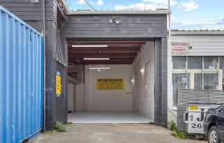 Versatile Wairau Valley workshop – 120sqm