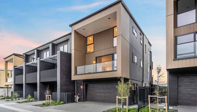 61 Riukiuta Avenue, Three Kings