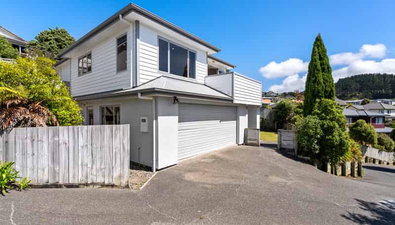 16 Eastcott Grove, Churton Park