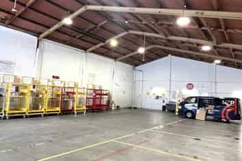 High-profile warehouse with secure yard
