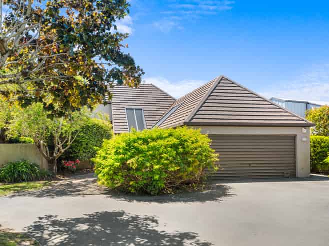 11 Brockhall Lane, Avonhead