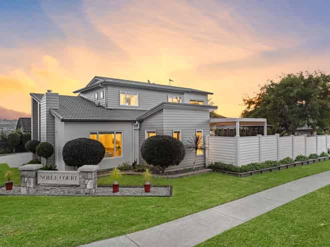 1 Noble Court, Flat Bush