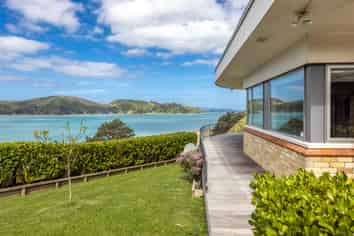 621 Gordons Road, Waiheke Island