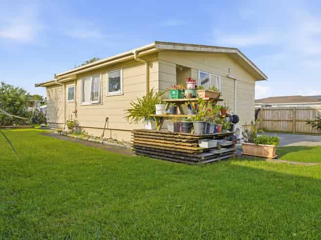 170 Mahia Road, Wattle Downs