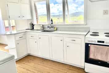 11 Phillip Avenue, Glen Eden