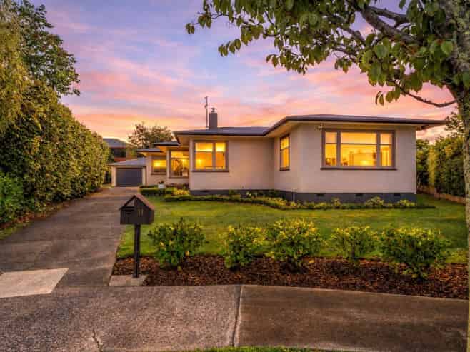 11 Athlone Place, Hokowhitu