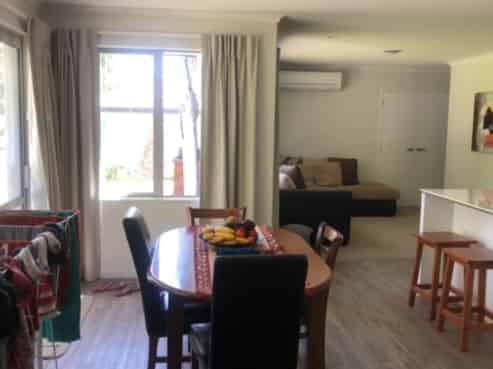 b/18 Les Wakefield Road, Mapua