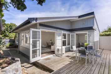 12 Esperance Road, Glendowie