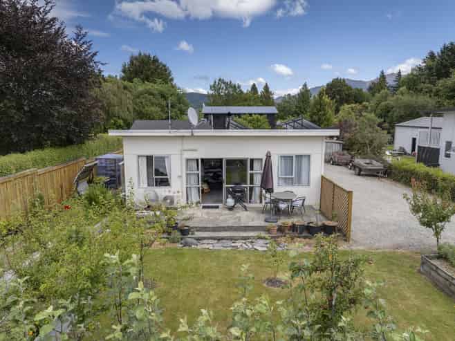 49 Bligh Street, Te Anau