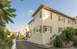 3/7 Stowe Hill, Thorndon