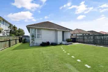 24 Tyne Street, Roslyn