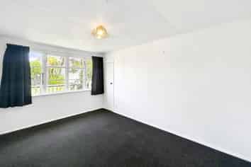 24 Tyne Street, Roslyn