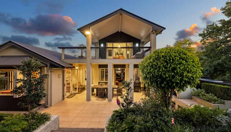 44 Isobel Road, Greenhithe