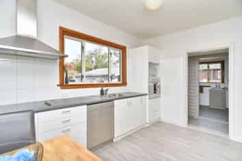 72 Grange St, Hillsborough