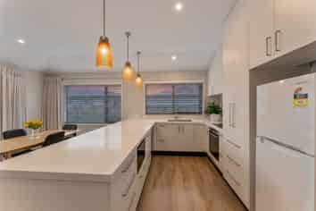 4 Thomas Way, Brightwater