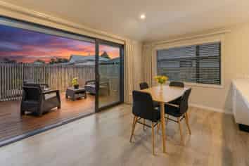 4 Thomas Way, Brightwater