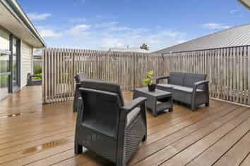 4 Thomas Way, Brightwater