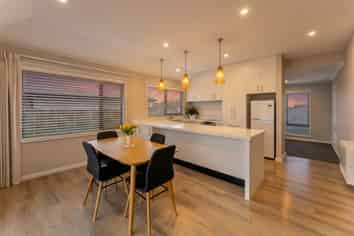 4 Thomas Way, Brightwater