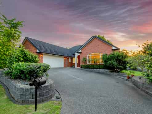 33 John Brooke Crescent, East Tamaki Heights