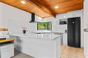 6 Cullahill Street, Harewood