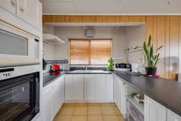 12 Puriri Avenue, Kaiaua