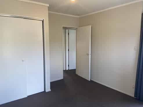 6/11 Rotoiti Street, Johnsonville