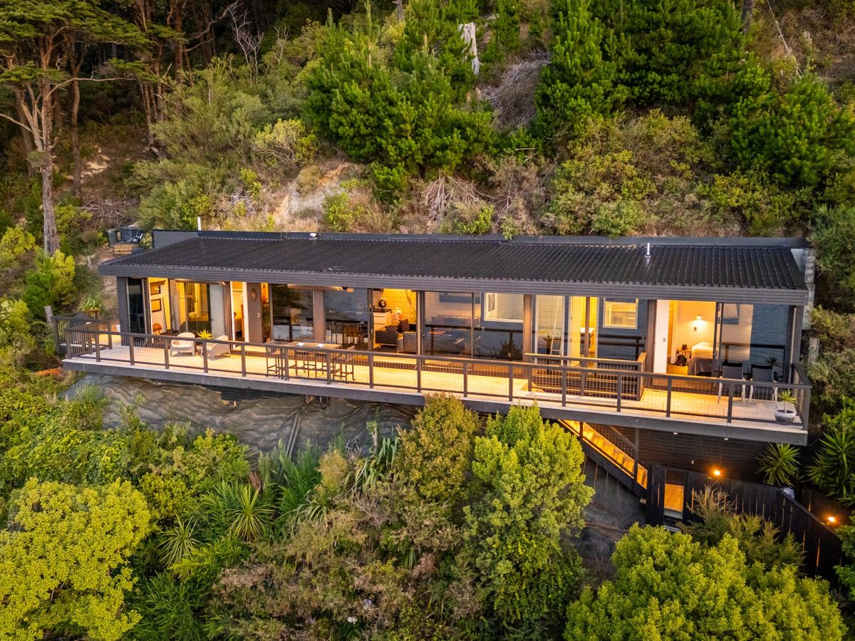 616B Marine Drive, Eastbourne, Lower Hutt City, Wellington