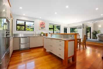 22 Tio Tio Road, Miramar