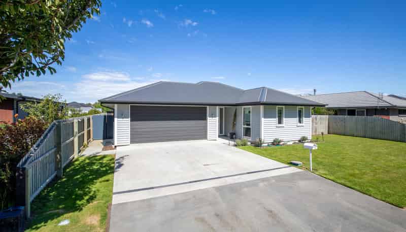 144 High Street, Southbridge