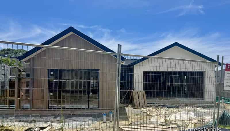 41 Surf View Crescent, Red Beach