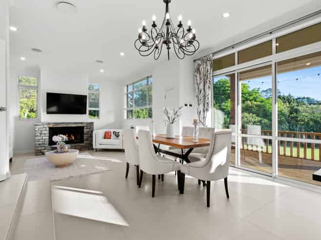 16 Michael Bosher Way, Flat Bush