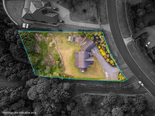 16 Michael Bosher Way, Flat Bush