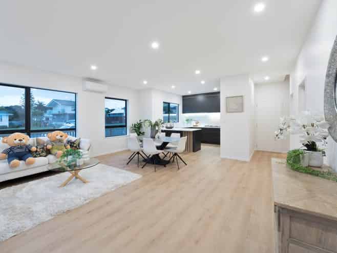 5 A,B,C Patrice Place, Massey