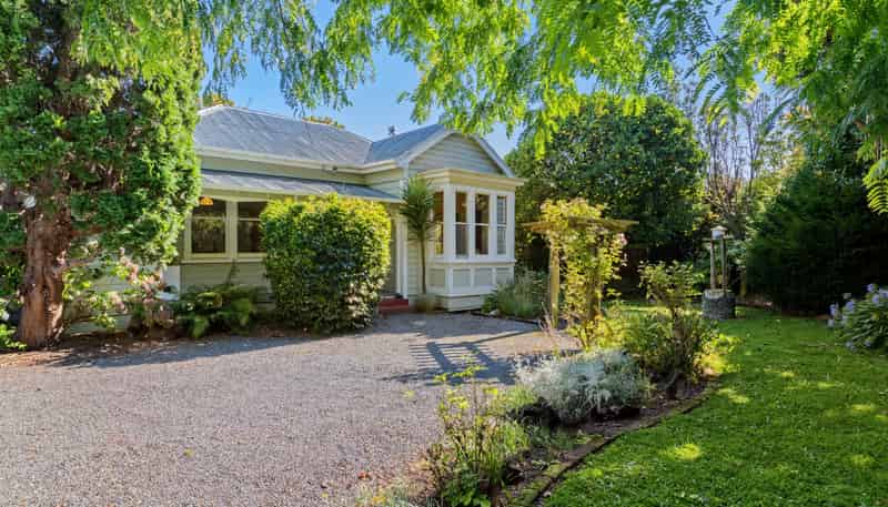 49 Dillons Point Road, Islington