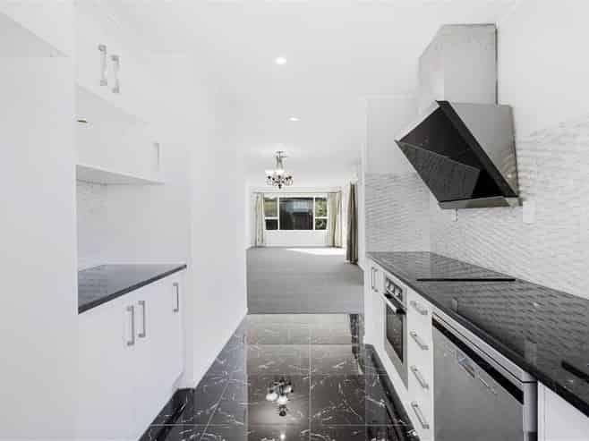 22 Hartley Terrace, Massey