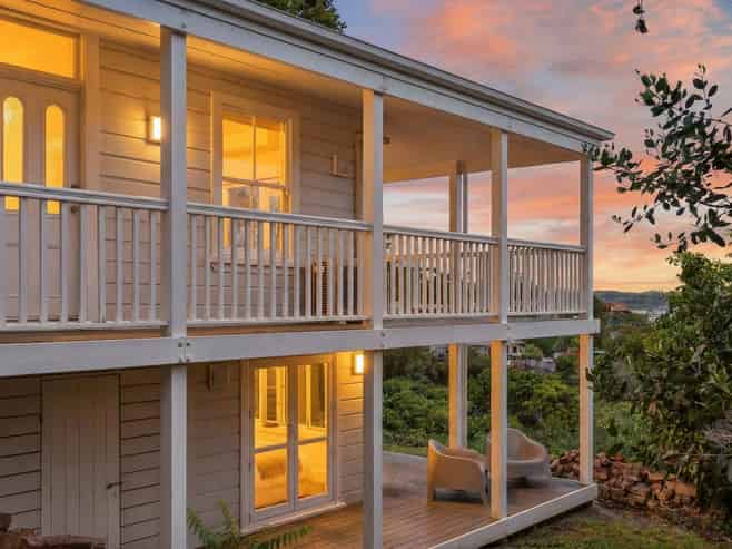 1 Denholm Road, Hospital Hill