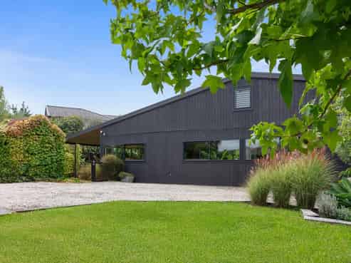 2 Laly Haddon Place, Matakana