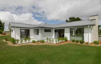 4 Coach House Lane, Ohau