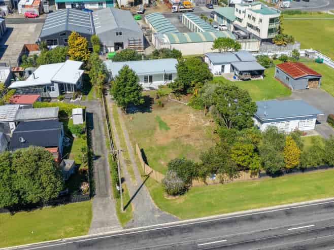 315 Hetherington Road, Whangamata