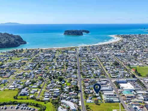 315 Hetherington Road, Whangamata