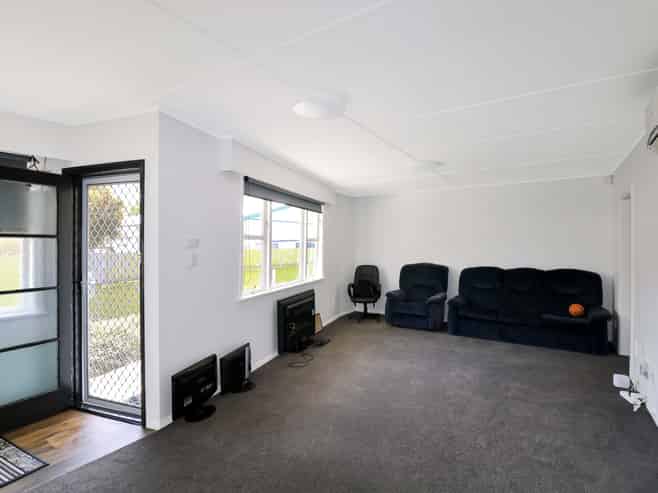 2/39 Tararua Street, Trentham