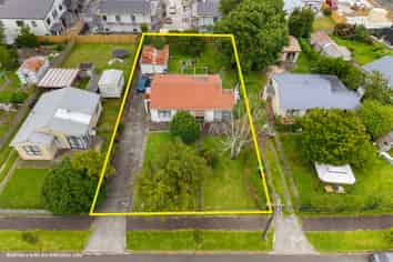 13 Taratoa Street, Point England