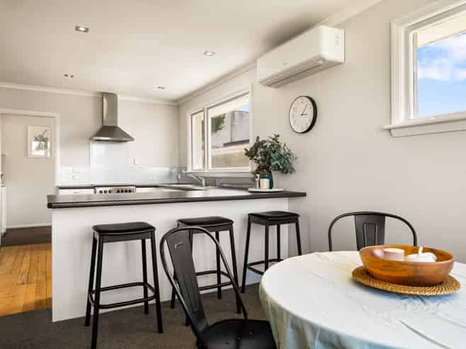 92 Surrey Street, Forbury