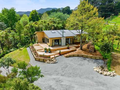 76 Parenga Road, Te Horo