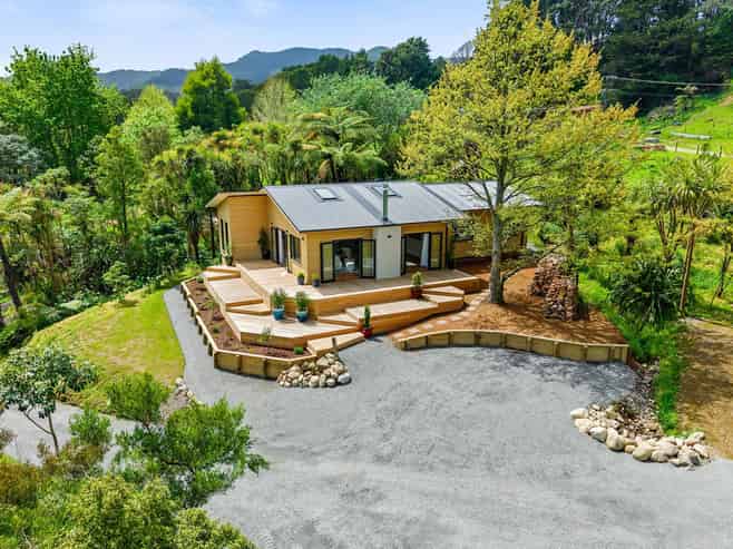 76 Parenga Road, Te Horo