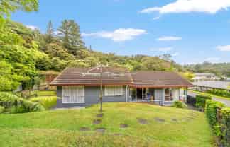 19B James Grove, Stokes Valley