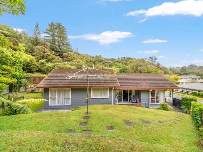 19B James Grove, Stokes Valley